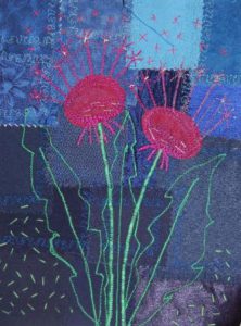 Tekstile blomsterbilleder. kan bruges som postkort. Undervisning i håndværk og design.