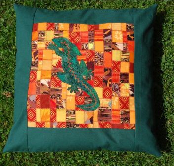 Patchwork med synlig søm og applikation